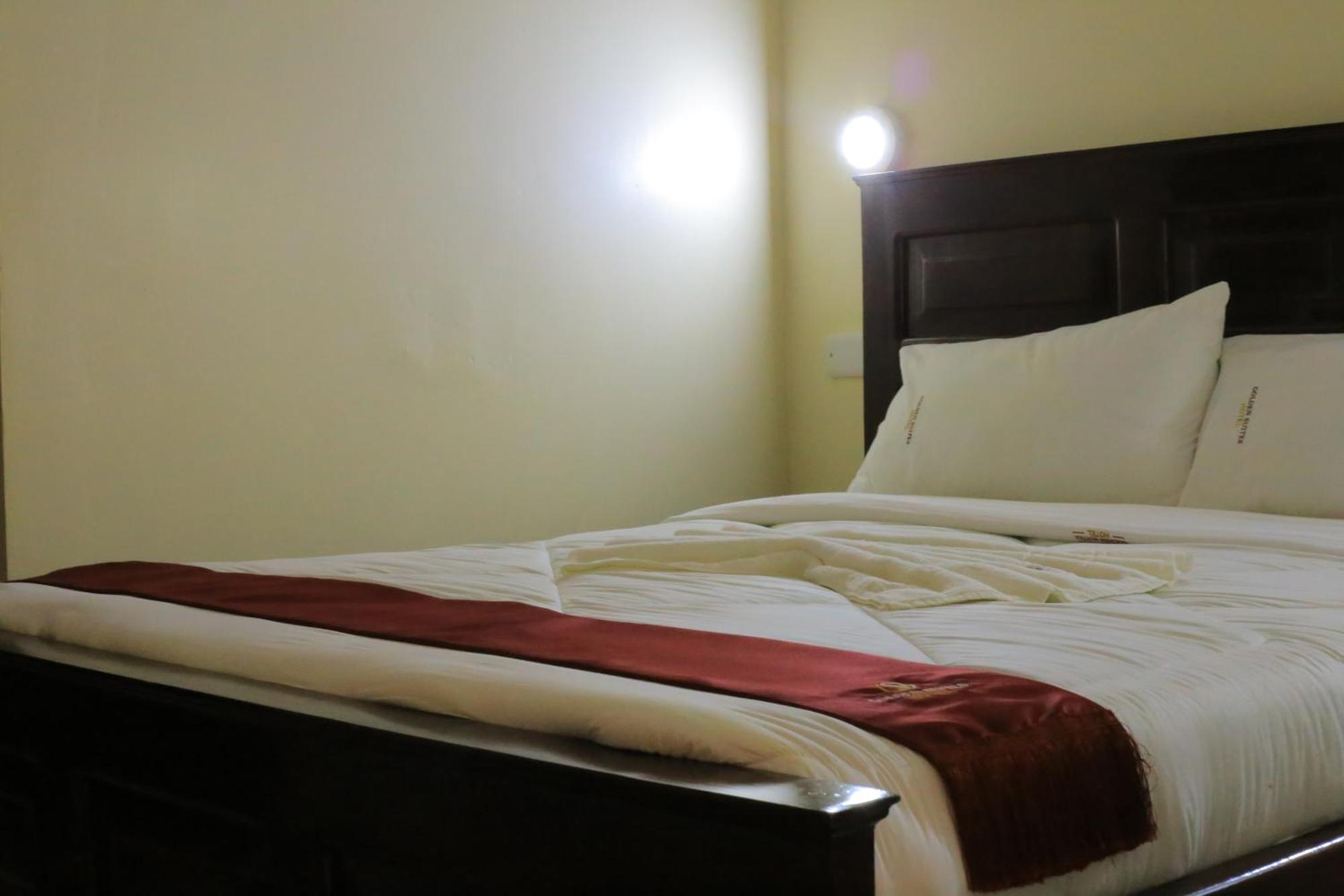Golden Suites Hotel Entebbe Exterior photo